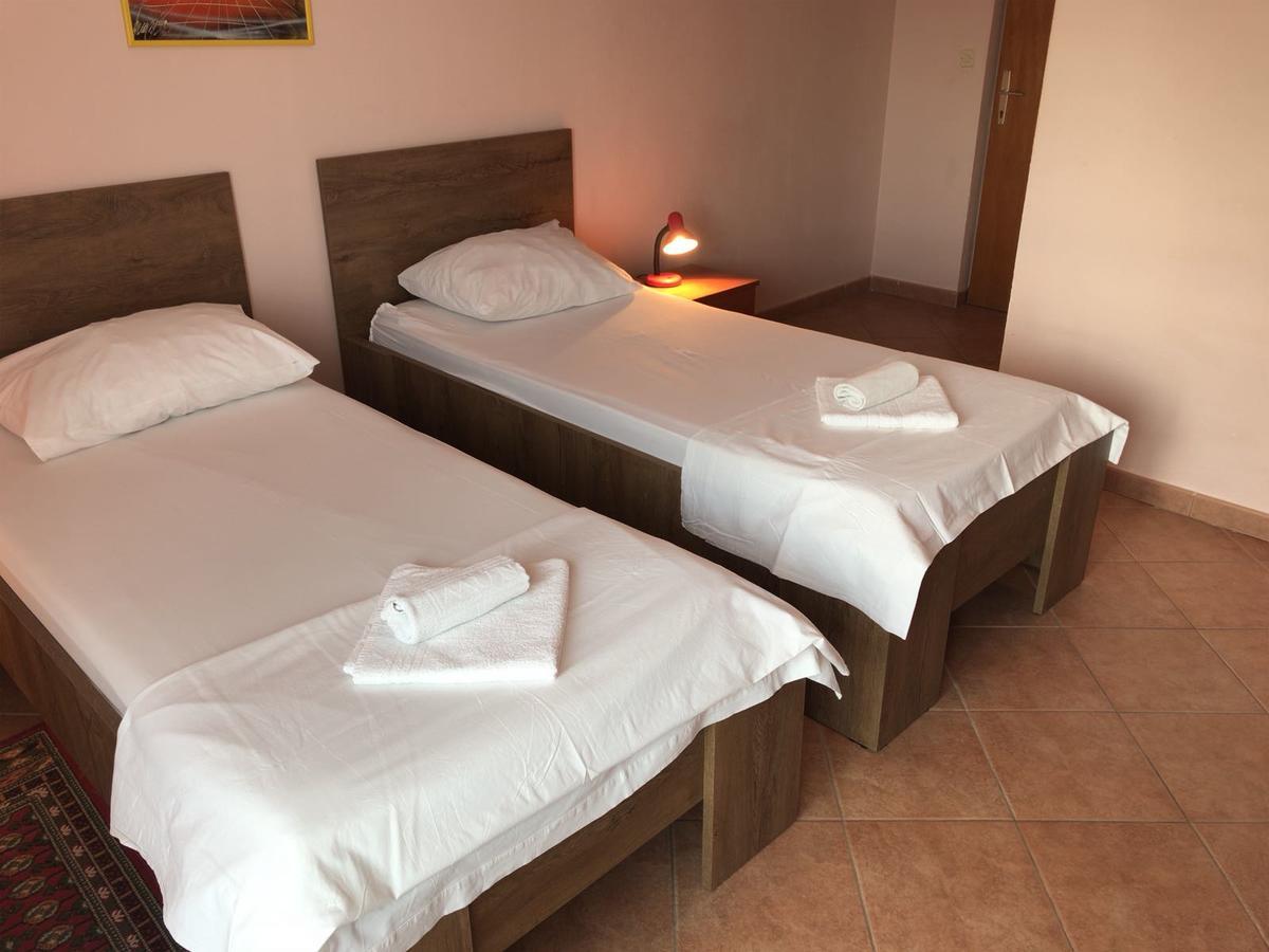 Guest House Ivo Stobrec Ngoại thất bức ảnh