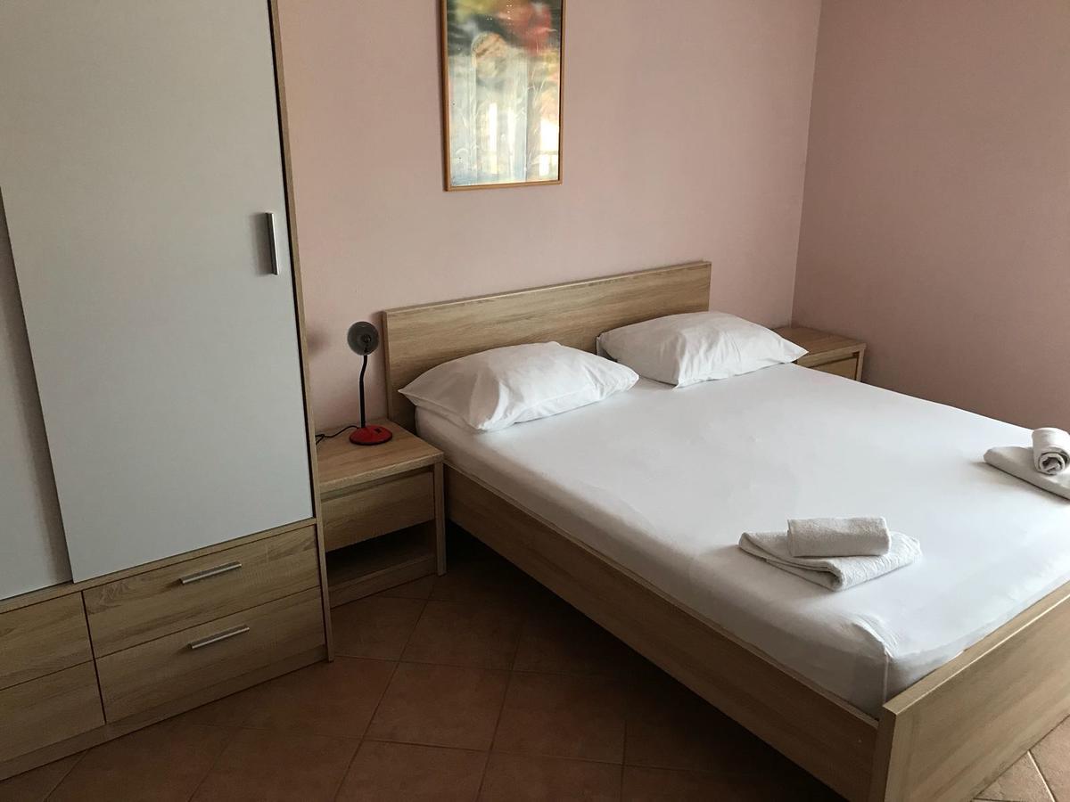 Guest House Ivo Stobrec Ngoại thất bức ảnh