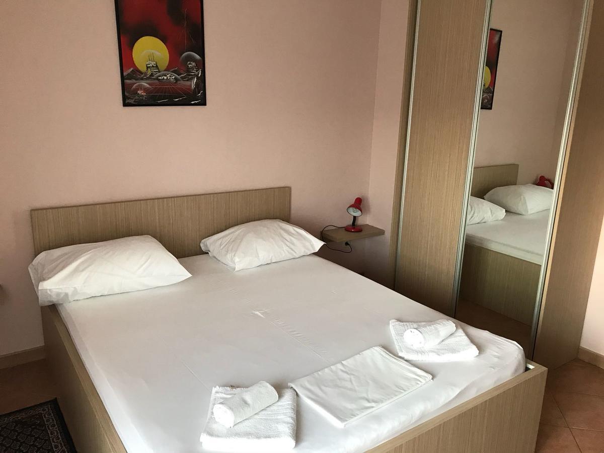 Guest House Ivo Stobrec Ngoại thất bức ảnh