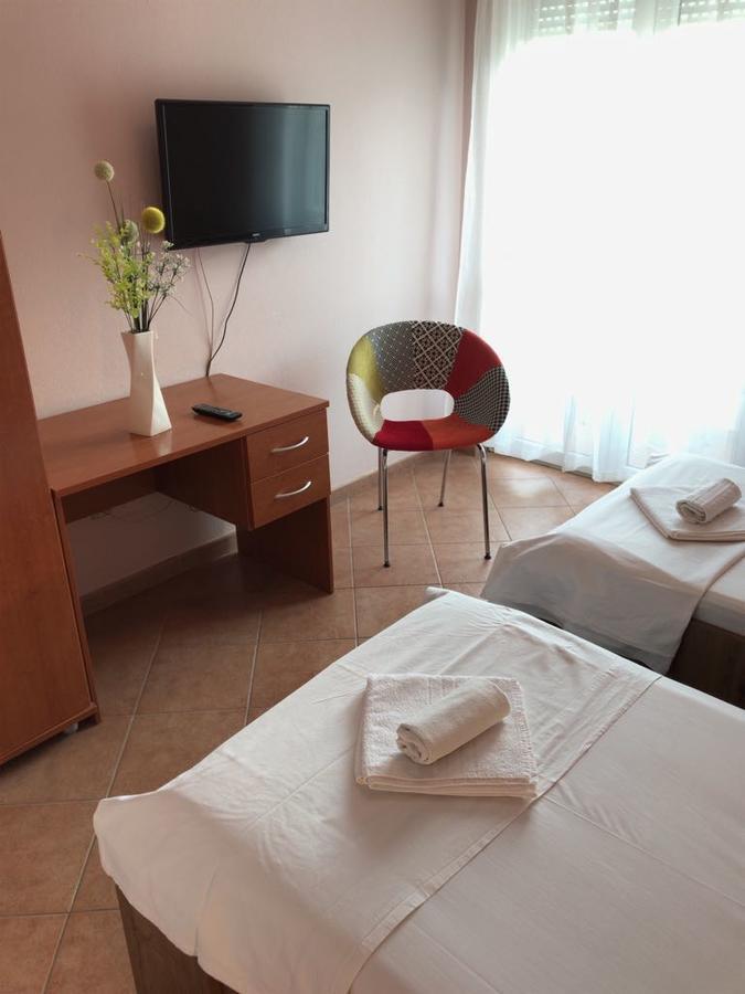 Guest House Ivo Stobrec Ngoại thất bức ảnh