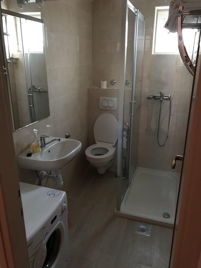 Guest House Ivo Stobrec Ngoại thất bức ảnh