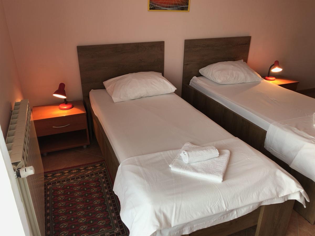 Guest House Ivo Stobrec Ngoại thất bức ảnh